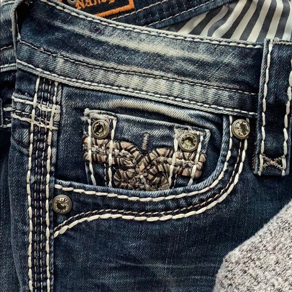 Jeans - Picture 2 of 12